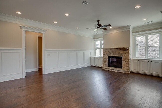 Photo - 5869 Chickasaw Ln