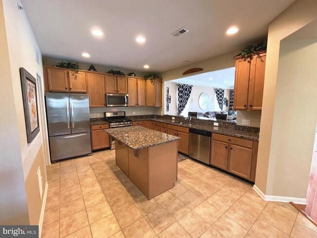 Photo - 615 Prizer Ct