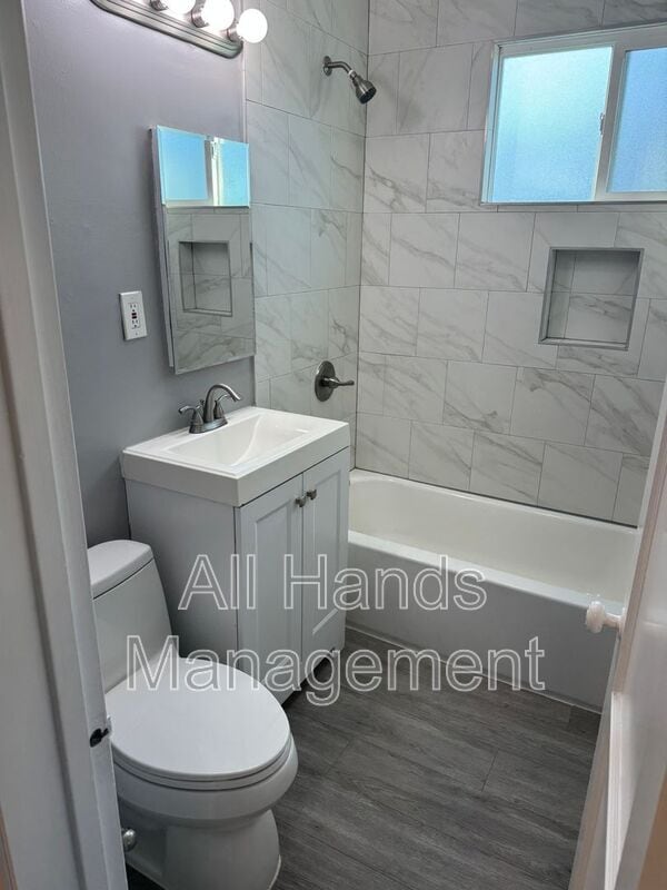 Photo - 5117 E The Toledo Unit 03