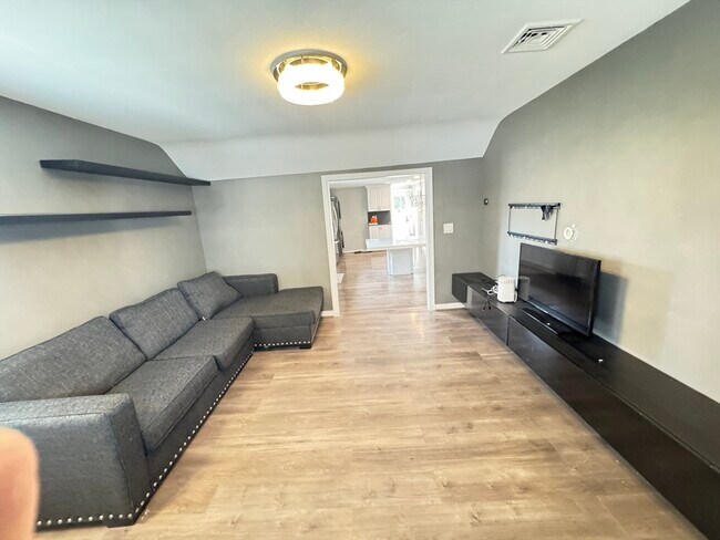 59 West St Unit 2