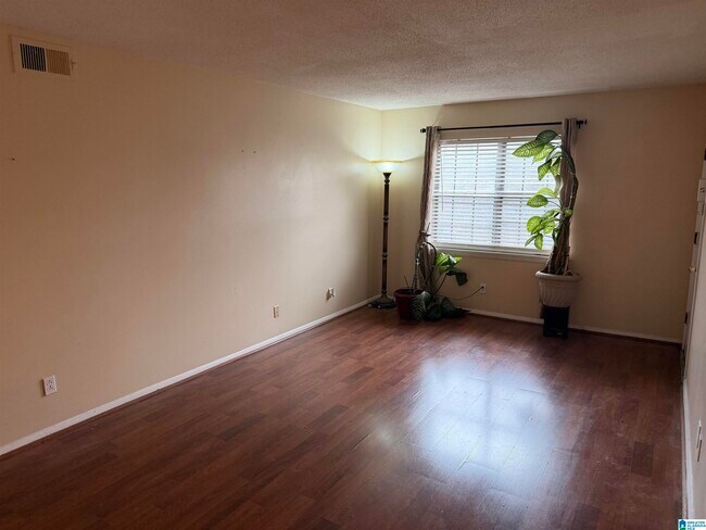 Photo - 838 Beacon Pkwy W Unit D