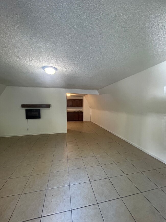 Photo - 107 Herron Dr