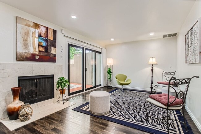 Photo - Beautifully Updated 2 Bedroom, 1.5 Bathroo...