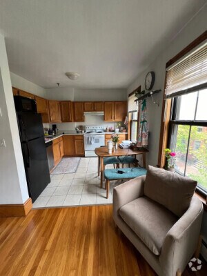 Building Photo - 20 Hanson St Unit 3 Rental