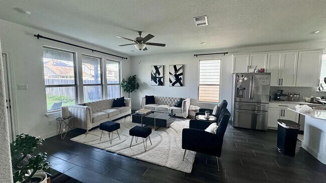 Photo - 126 Georgia Lace Trail