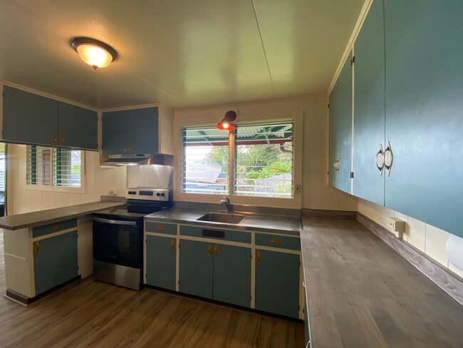 Building Photo - Hakalau