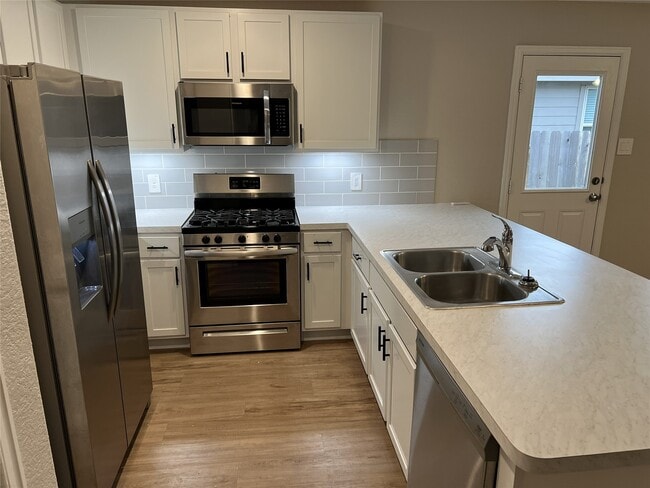 Photo - 132 Pine Bend Ct