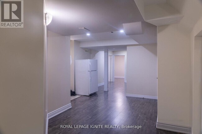 Photo - 162 Cadillac Crescent