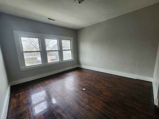 Photo - 270 Sherman Ave Unit A4