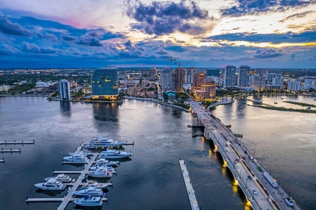 Embrace waterfront living at Ponte Verde Apartments at Palm Beach Lakes. Nestled near vibrant cityscapes and serene marina views, this community offers a unique blend of comfort and convenience. Join a lifestyle that redefines luxury—schedule a visit today!