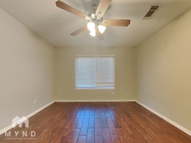 Photo - 275 Indian Falls S