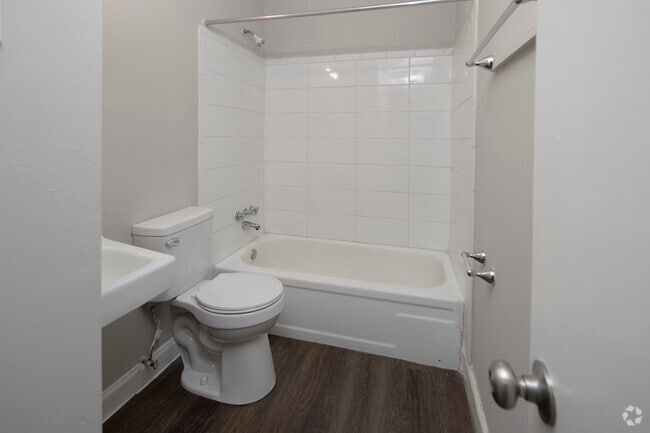 2BR - 1.5BA Full Bath