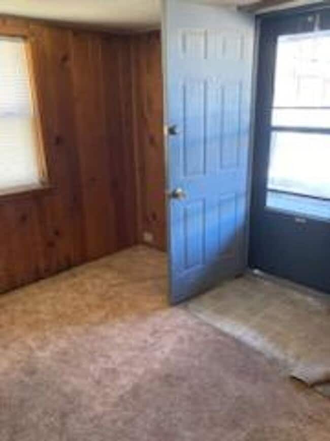 Photo - $900 - 2 Bedroom 1 Bath Duplex - Close to South Dakota School of Mines!