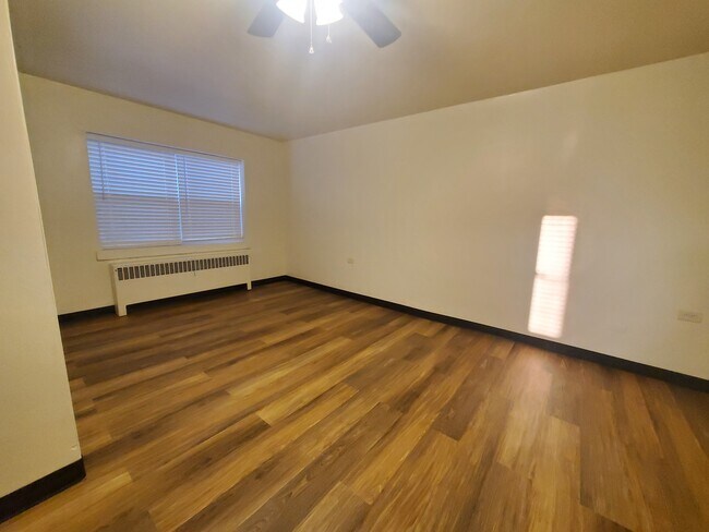 Photo - 54 N Morris St Unidad 1