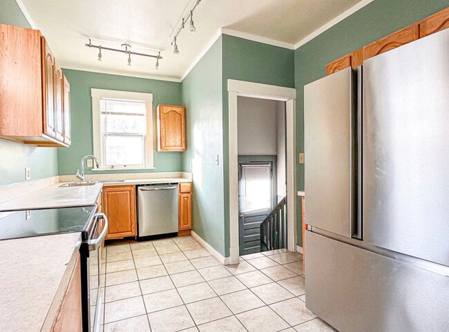 Photo - 438 S 8th St