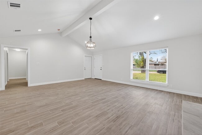 Photo - 16115 Little Cypress Ln