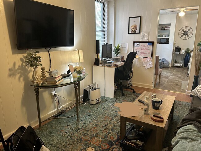 14 Monument Sq Unit 2-4