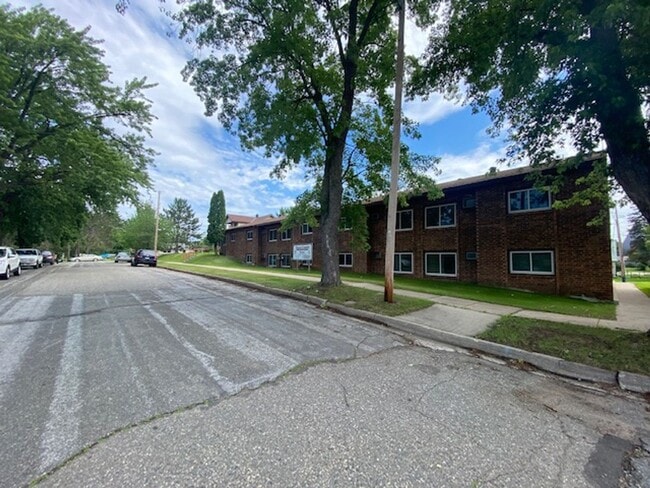 Photo - Itasca Cty Apts - Bovey Unidad B10