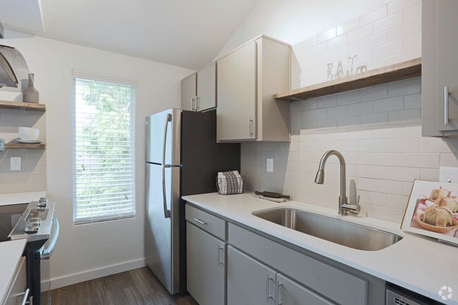 Interior Photo - Larkspur West Linn