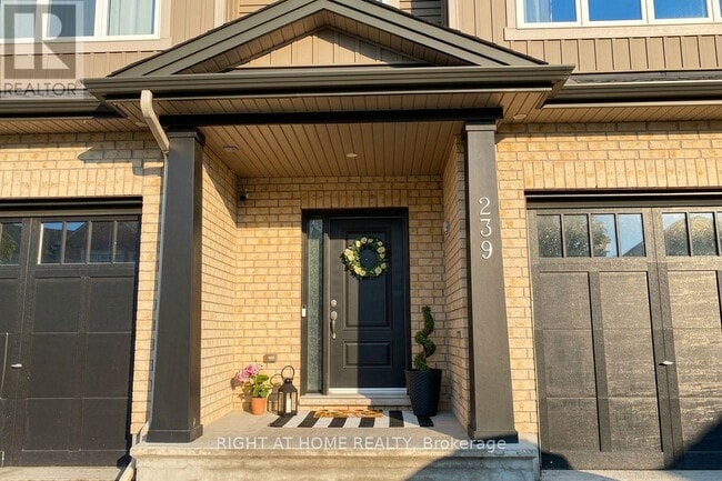 Photo - 239 Via San Marino St