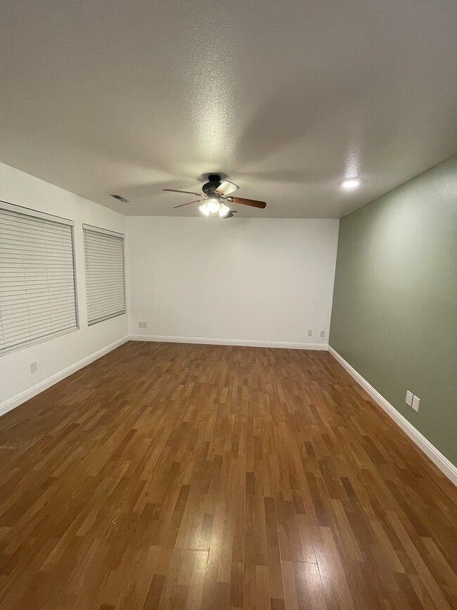 Photo - 480 S 200 W Unit 25