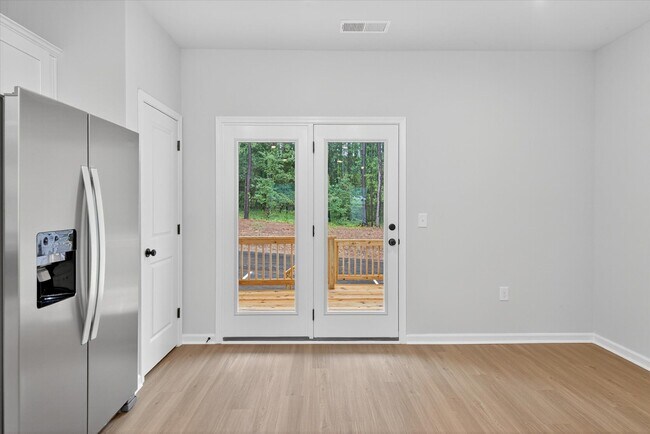 Photo - 1240 Principal Featherstone Ave