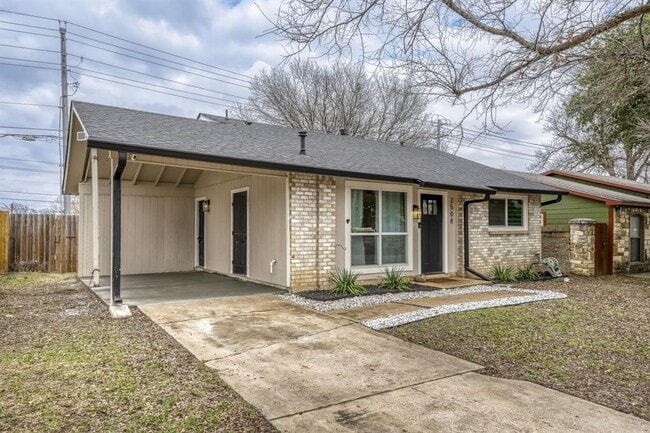 Photo - 2508 Lakehurst Dr