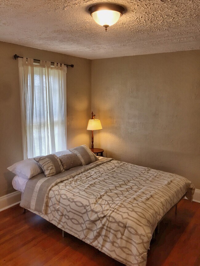 Photo - 111 Herkimer St