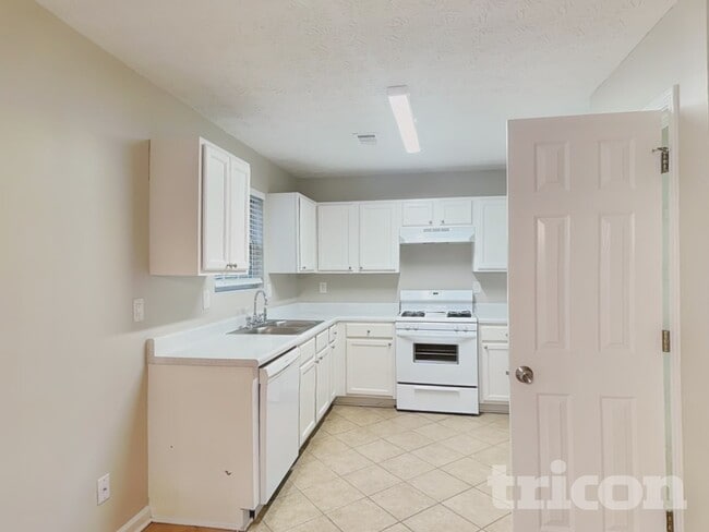 Photo - 1219 Catalina Pkwy