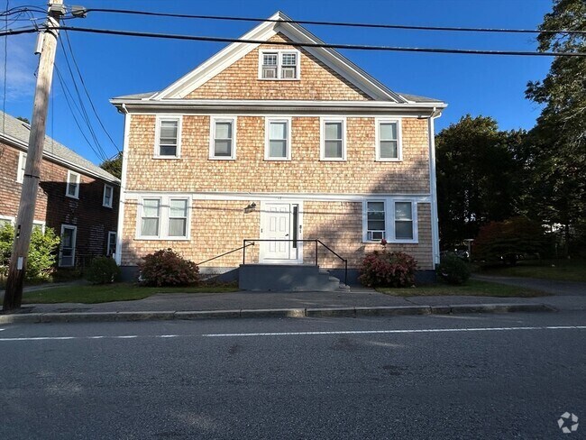 Building Photo - 17 Adams St Unit 4 Rental