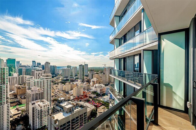 Photo - 398 NE 5th St Unit 4512