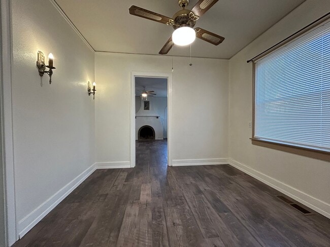 Photo - 1305 Montgomery St