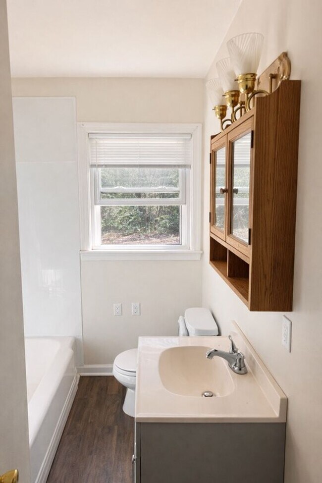 Photo - 3 BED 1 Bath Available in Fayetteville NC