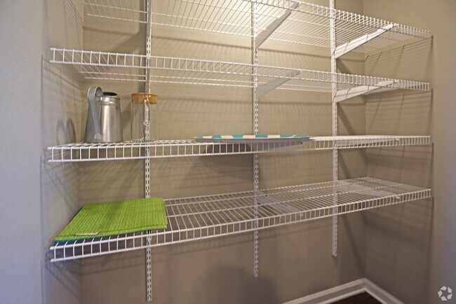 Axiom Apartments