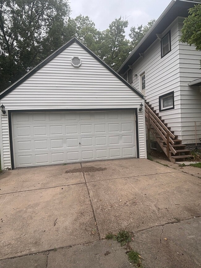 Photo - 2139 N 67th St Unit B