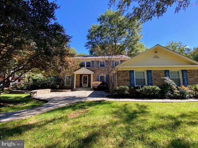 Building Photo - 3707 Moss Brooke Ct