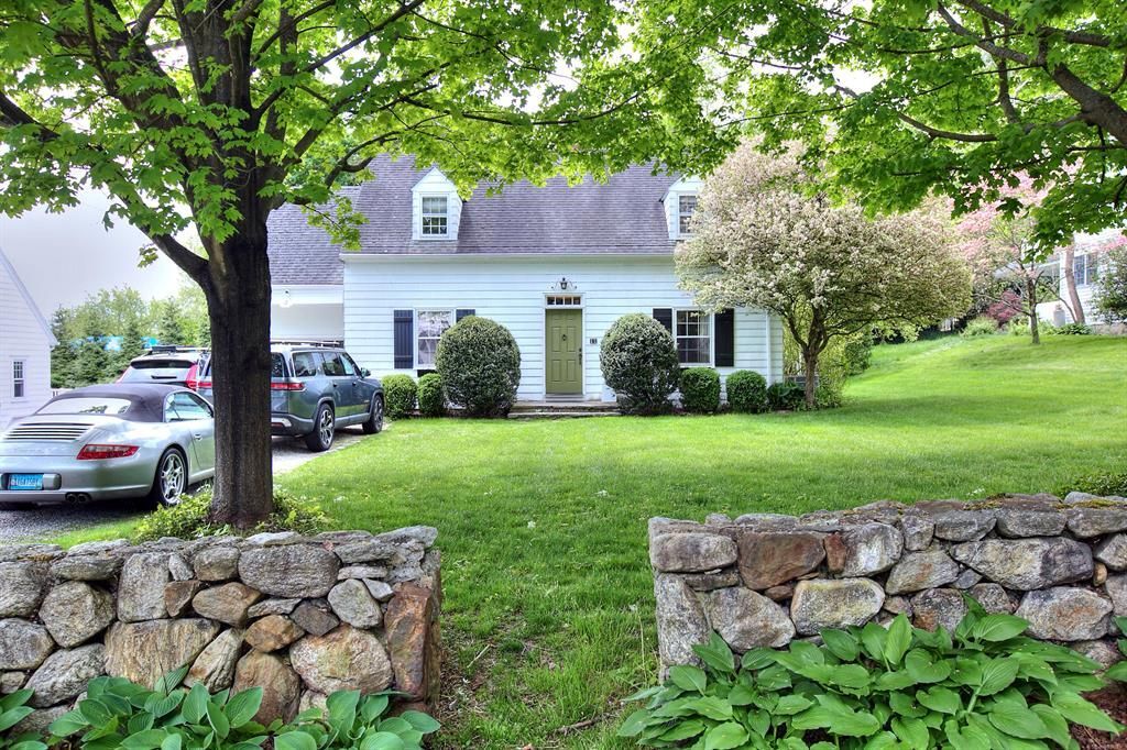 Photo - 11 Treadwell Ave