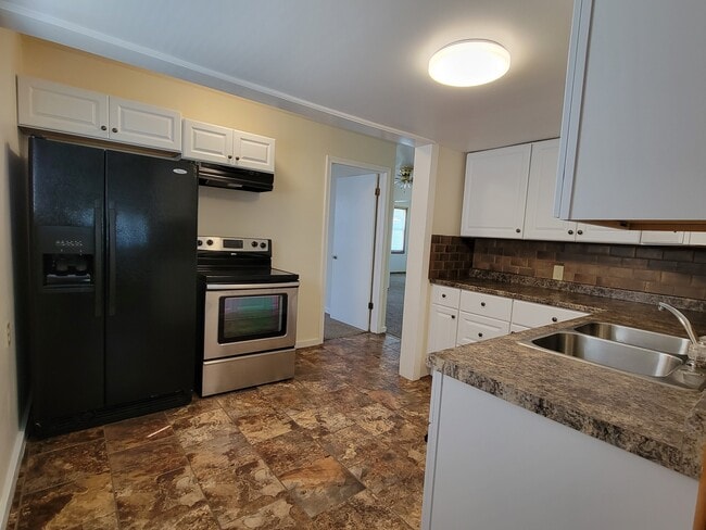 Photo - 215 N Green St
