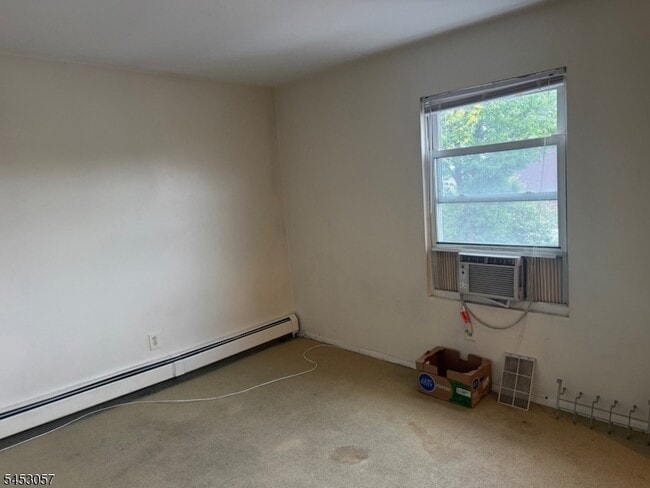 Photo - 96 Walnut St