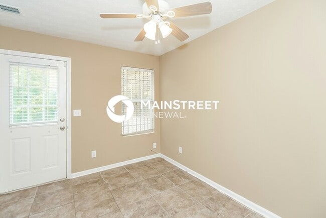 Photo - 3 Bedroom Pet-Friendly Home in Decatur, GA with Main Street Renewal