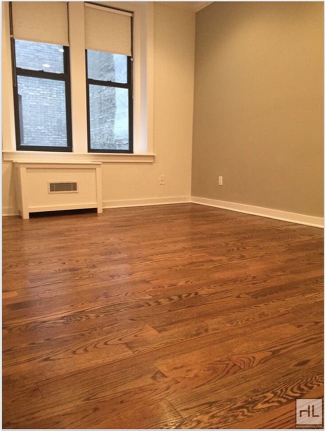 Photo - EASTERN PARKWAY / Crown Heights 1-Bed 1-Bath Unit 1B