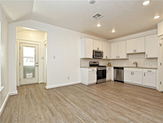 Photo - 116 Nogalito Wy