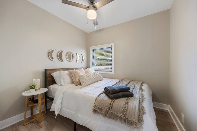 Photo - 1009 Front St Unit ID1366970P