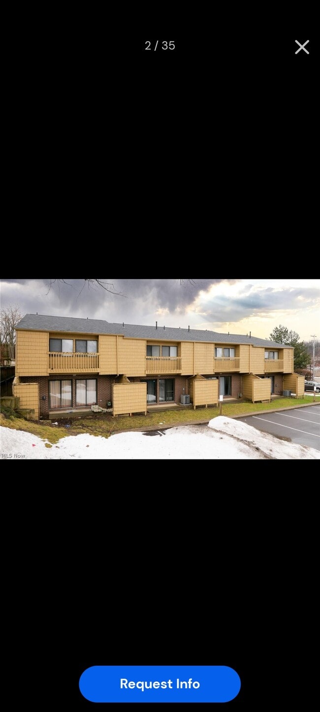 Photo - 687 Carroll St