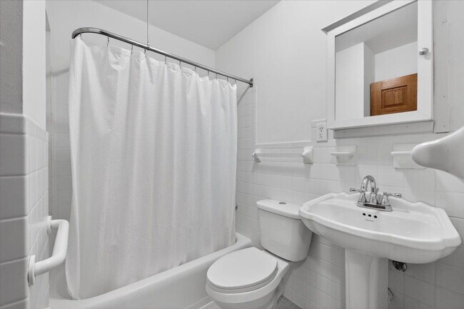 Photo - 21 Fern Ridge Ave