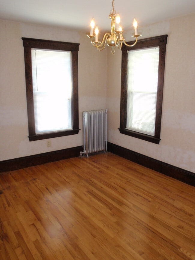 Photo - 21 Waverly St Unit 4-L