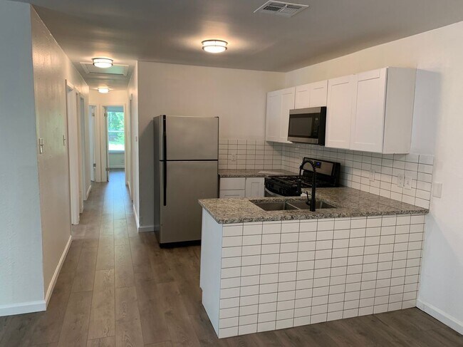 Photo - 1118 Brookswood Ave Unidad A
