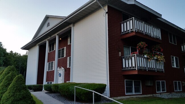 Photo - 600 Riverside Dr Unidad 14