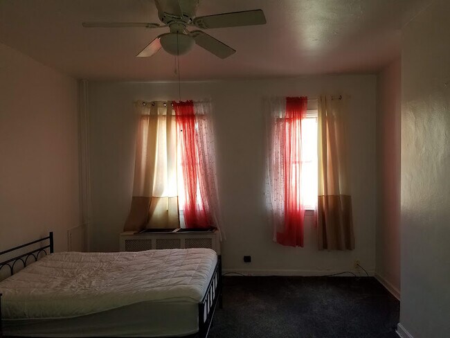 Photo - 2108 Sarah St Unit 2nd Floor