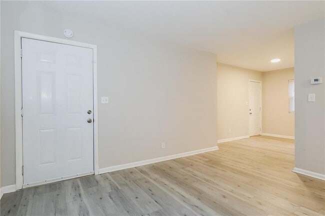 Photo - 2841 Belvedere Ln Unit 9